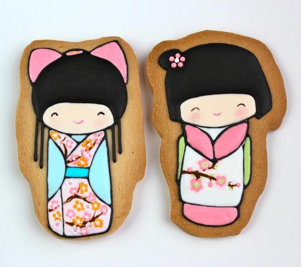 Kokeshi Cookies on Sweetopia