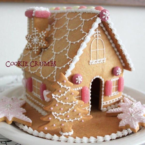 Girly Girl Gingerbread House - Mintlemonade - 4