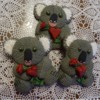 #3 - Knitted Valentine Koalas: By swissophie
