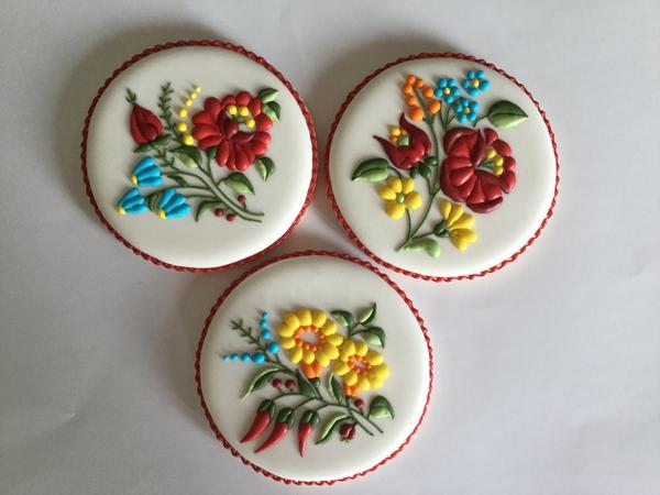 #9 - Kalocsai Pattern Cookies by Gulnaz