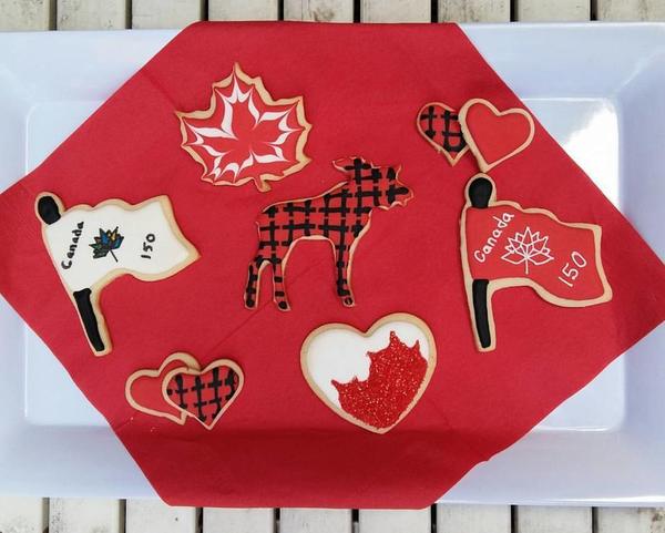 #5 - Canada Day Cookies 2017 by Joanna (Cookie Mojo)