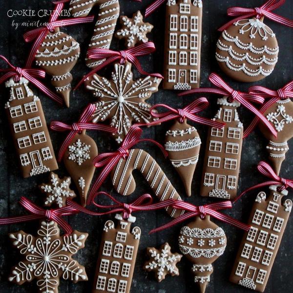 #10 - Christmas Cookie Ornaments by mintlemonade (cookie crumbs)