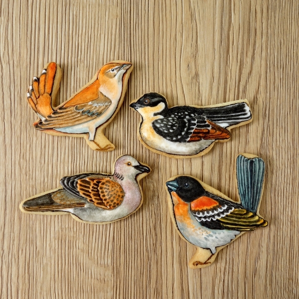 #4 - Painted Birds by Annelise (Le bois meslé)