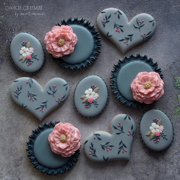 #2 - Floral Cookies by mintlemonade (cookie crumbs)