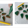 Steps 3e and 3f - Flood Every Leaf!: Design, Cookies, and Photos by Manu