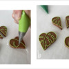 Steps 3a and 3b - Outline Monstera Leaves: Design, Cookies, and Photos by Manu
