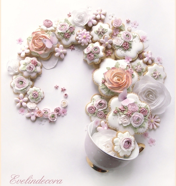 #6 - Flower Cookie Swirl by Evelindecora