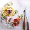Sculptural Painting of Royal Icing Roses: Cookie and Photo by Evelindecora