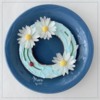 Finished Wafer Paper Daisy Wreath Cookie!: Cookie Wreath and Photo by Manu