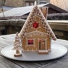Small Gingerbread House: Cookies and Photo by Annelise (Le bois meslé)