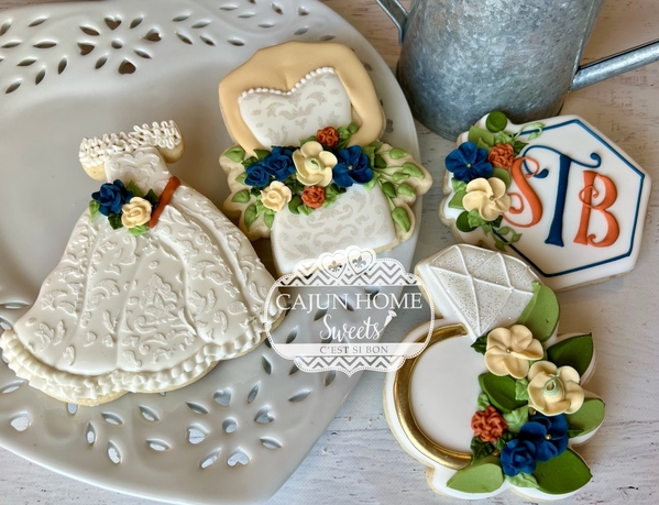 #8 - Floral Bridal Set by Cajun Home Sweets