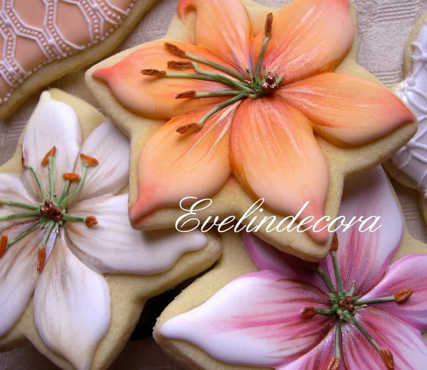 #3 - Lilium cookies by Evelindecora