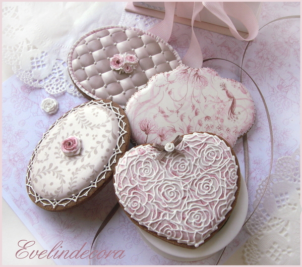 #4 - Wedding Cookies by Evelindecora