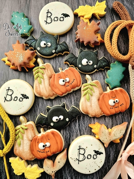 #7 - BOO by Di Art Sweets