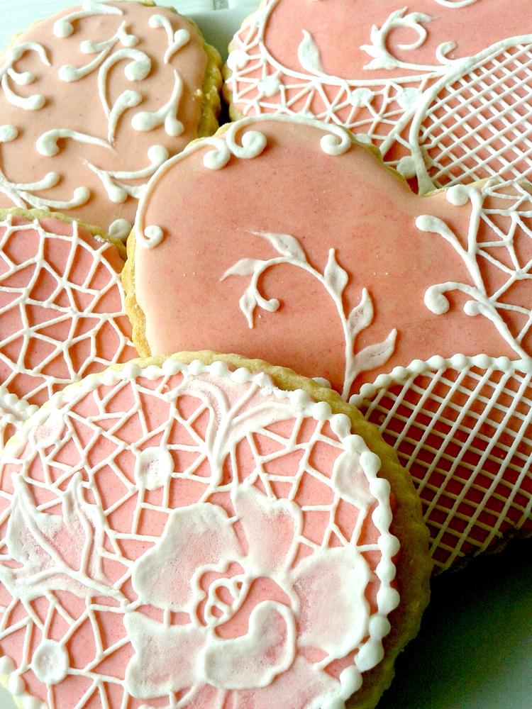 Lace cookies