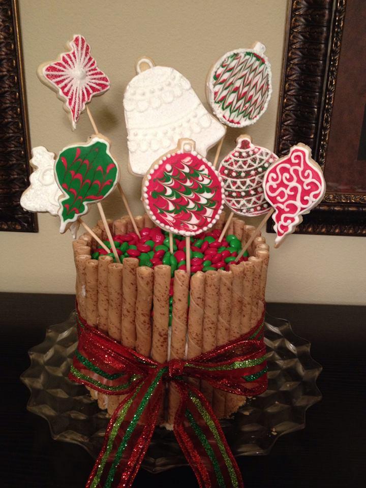 Christmas Ornament Cookie-Cake