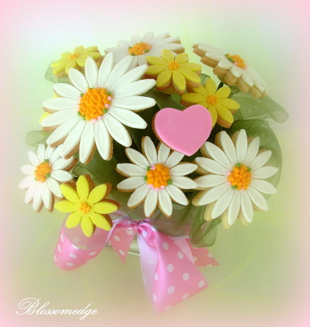 Bouquet of Daisy Cookies