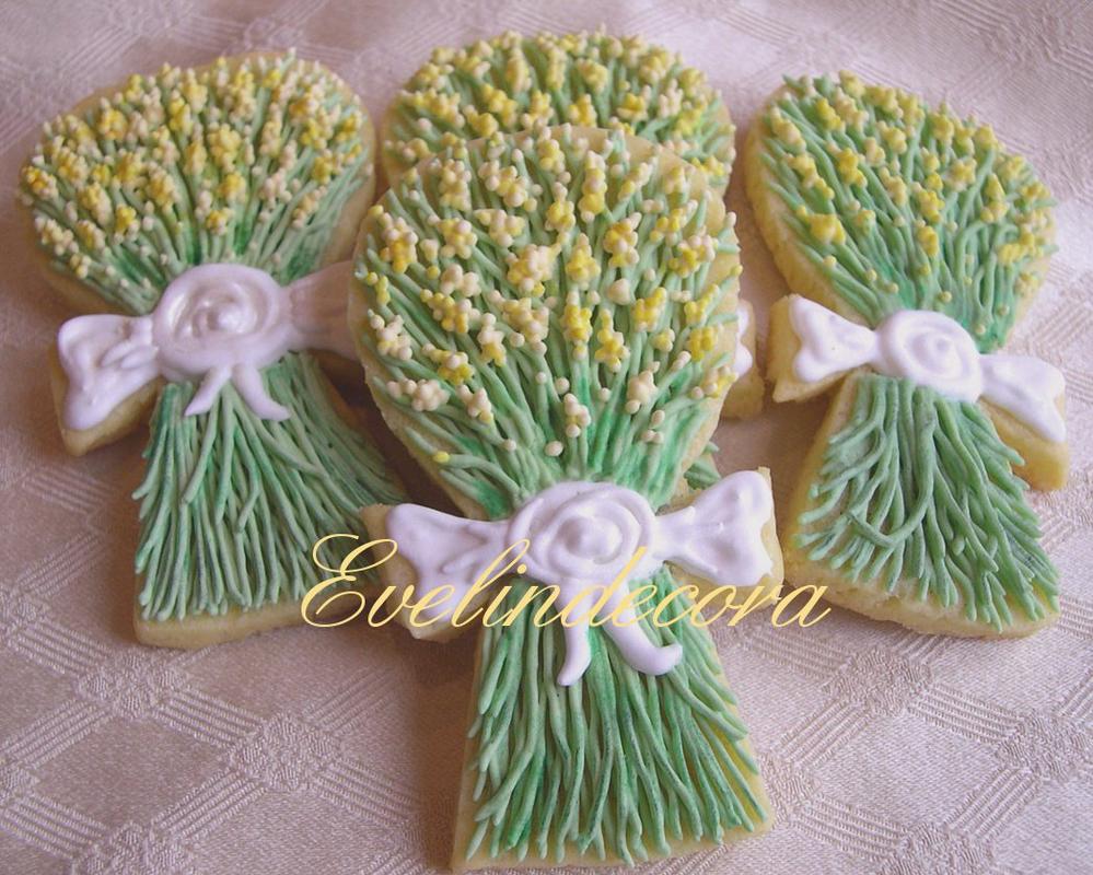 Mimosa bouquet cookies