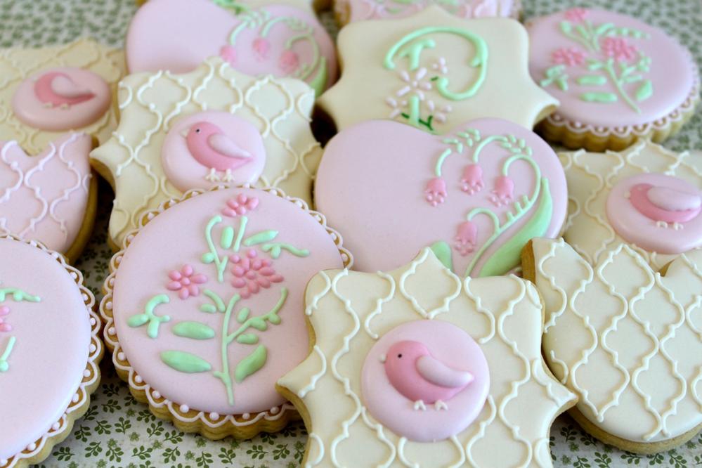 Floral cookies