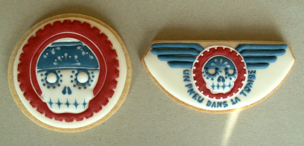 Motorbike logo cookies
