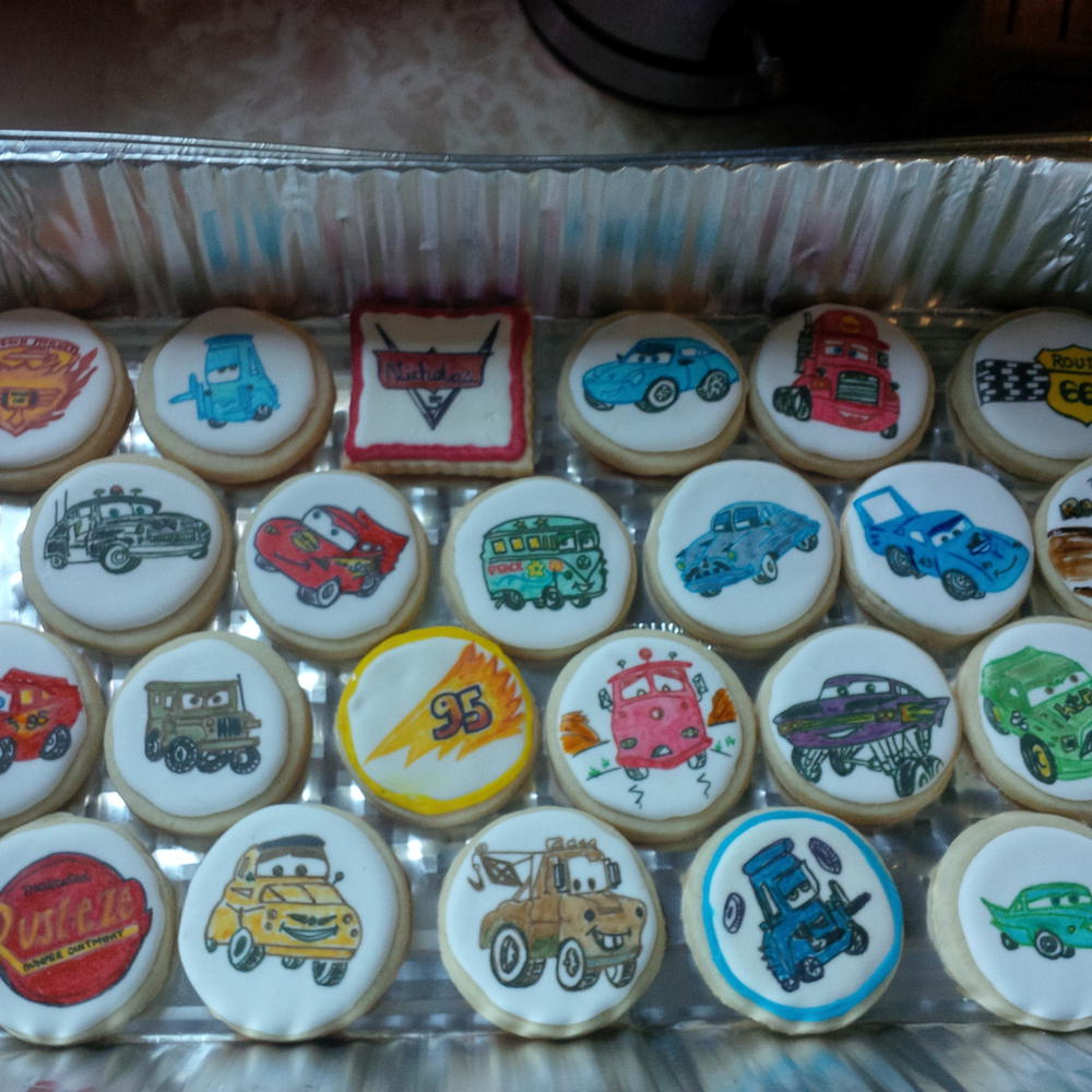 "Cars"-themed cookies - hand-drawn and then painted