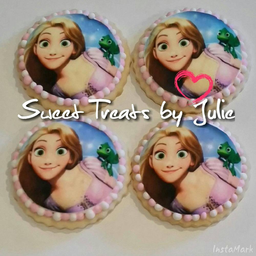 "Tangled" birthday party cookie favors