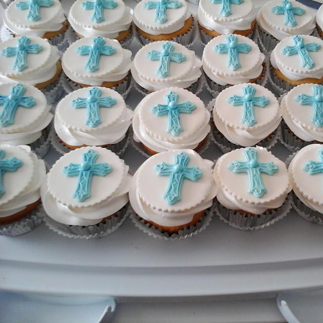 Baptism Vanilla Cupcakes