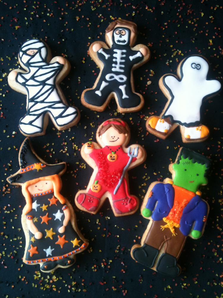 *Halloween cookies*