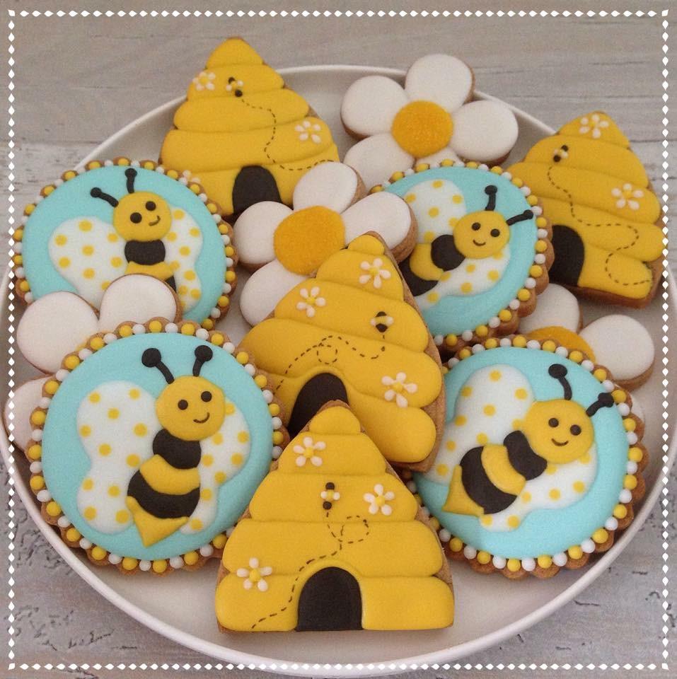 Bee and beehive cookies