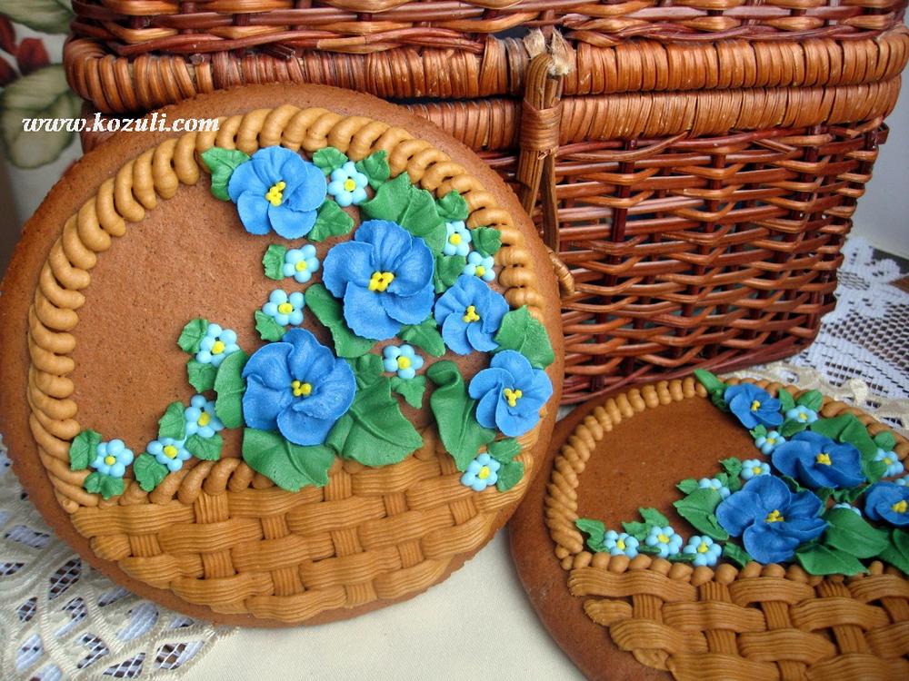 Cookie Basket with Violets