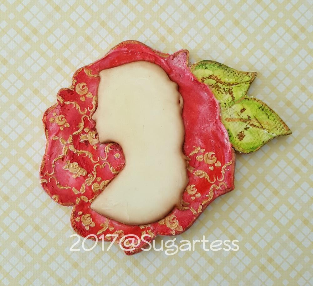 Sugartess - Belle Beauty &amp; The Beast Rose Cookie