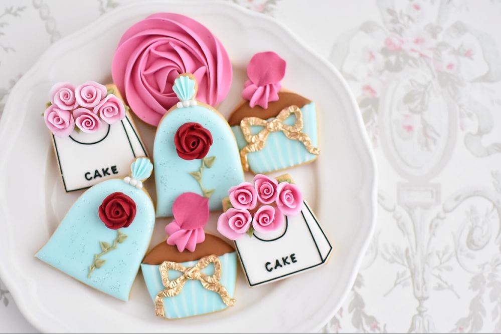 Rose-Themed Cookies