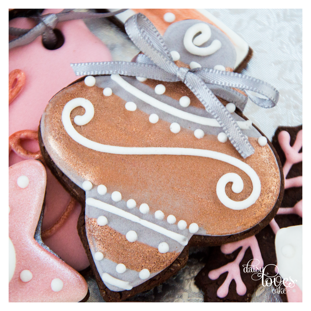 Blush, Grey and Copper Christmas - by Daisy Loves Cake