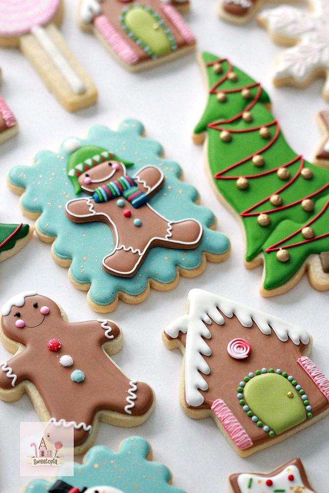 Sweetopia Christmas Decorated Cookies