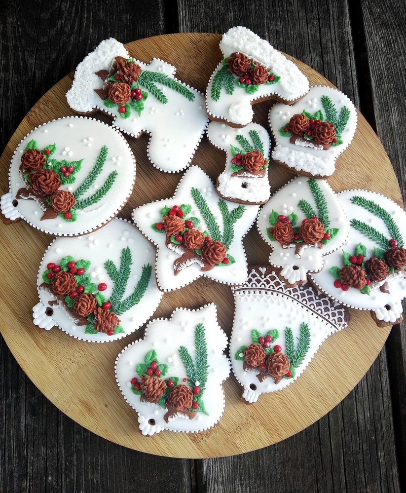 Pierniki na Choinkę (aka Gingerbread Christmas Tree Ornaments)