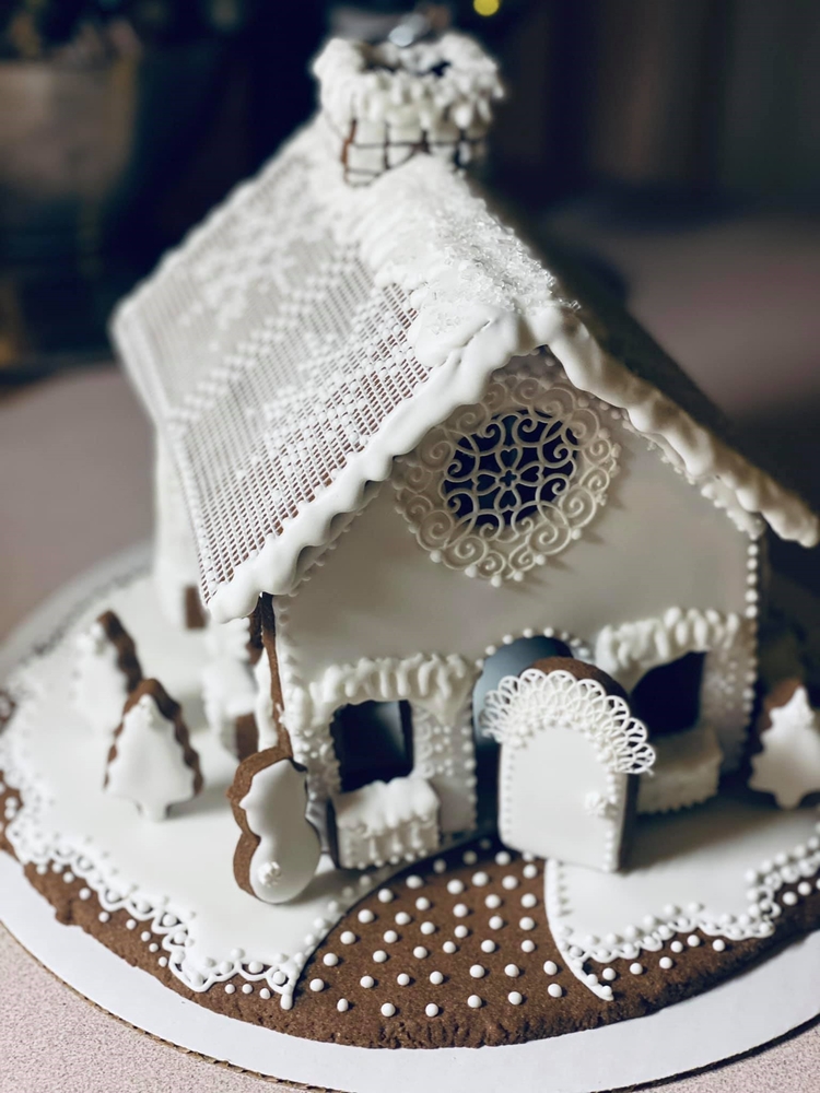 Gingerbread House Wonderland