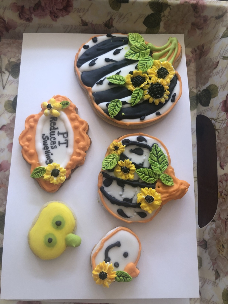 Pumpkins with Fondant Flowers and Leaves for PT Month
