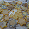 Decorated maple leaf and Christmas cookies: icingsugarkeks